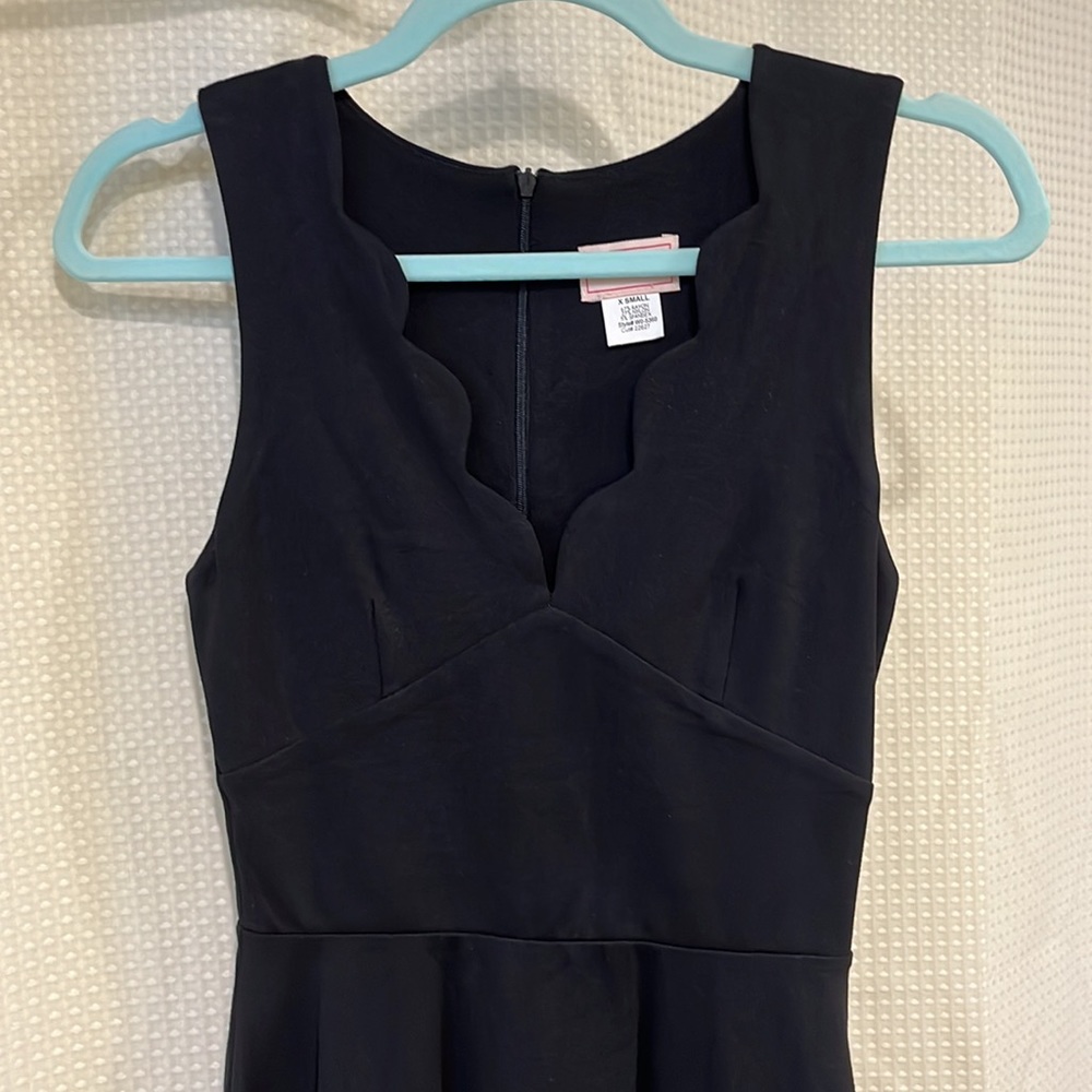 Black Sleeveless Dress with Scallop, Sweetheart Neckline